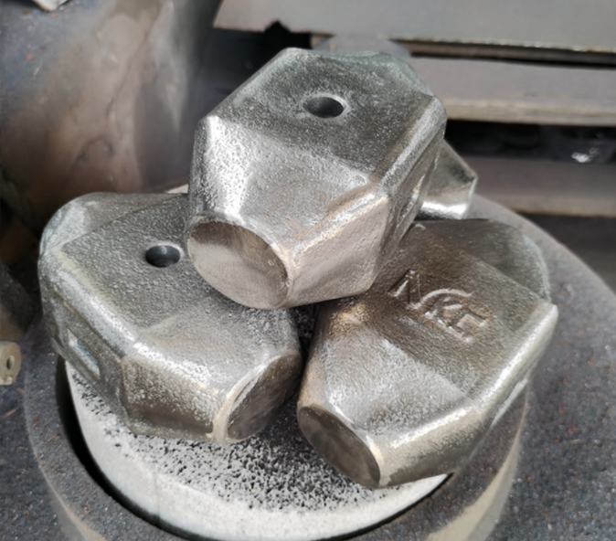 Comment pouvons-nous choisir un fabricant de moulage en acier fiable?