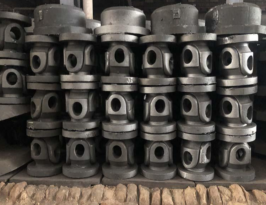Comment les fabricants de coulée en acier nettoient-ils les pièces moulées en acier?